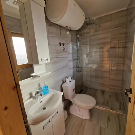 Vikendica 'jezerski Mir' Paljuvi Holiday home Ub